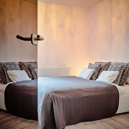 Apartamenty Homely Place Casa Verona - Stary Rynek - Parking Poznan Bagian luar foto