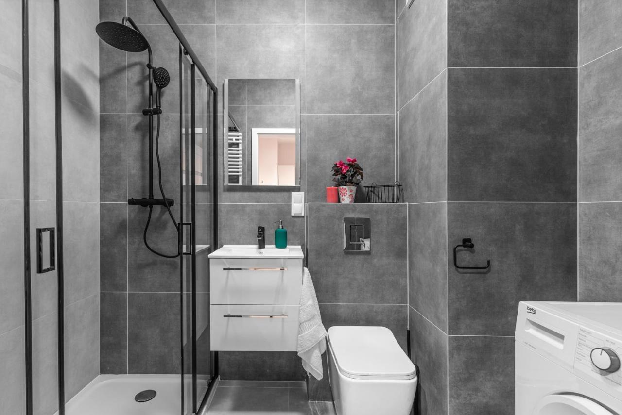 Apartamenty Homely Place Casa Verona - Stary Rynek - Parking Poznan Bagian luar foto