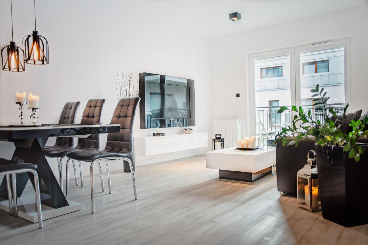 Apartamenty Homely Place Casa Verona - Stary Rynek - Parking Poznan Bagian luar foto
