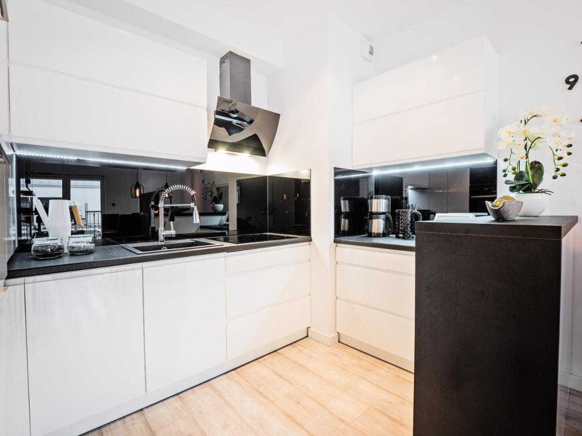Apartamenty Homely Place Casa Verona - Stary Rynek - Parking Poznan Bagian luar foto