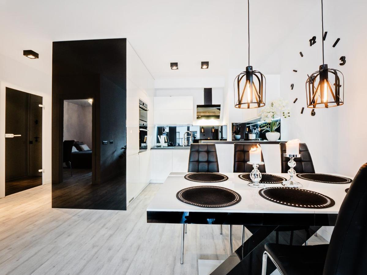 Apartamenty Homely Place Casa Verona - Stary Rynek - Parking Poznan Bagian luar foto