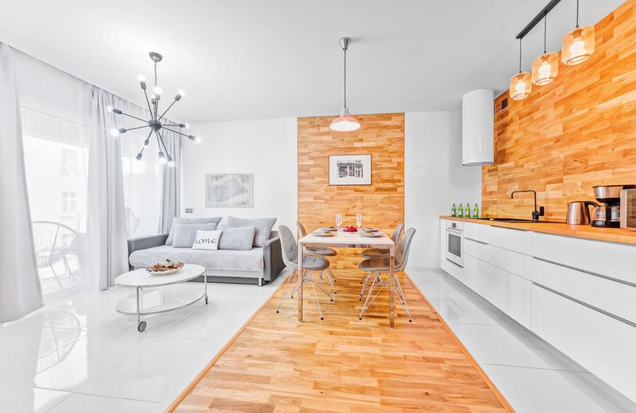 Apartamenty Homely Place Casa Verona - Stary Rynek - Parking Poznan Bagian luar foto